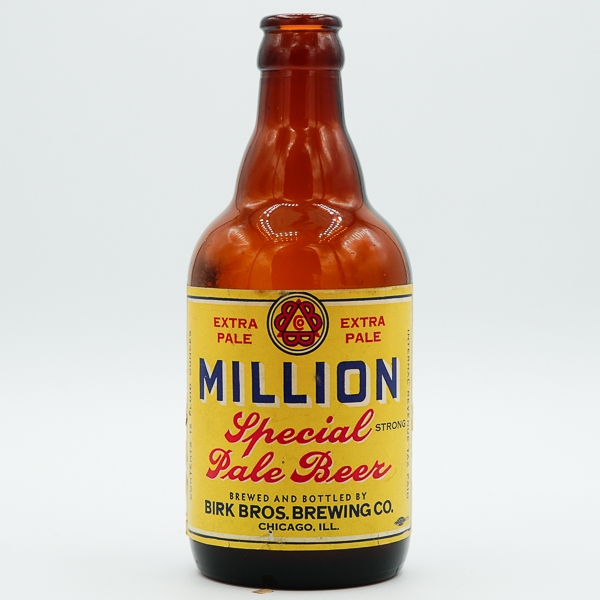 Lot Detail - Million Special Pale Steinie Beer Bottle